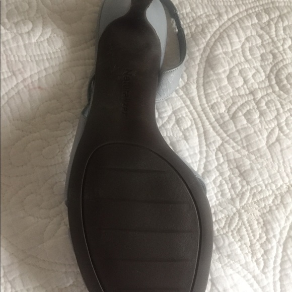 Naturalizer beautiful light blue sandals NWT - Picture 5 of 13